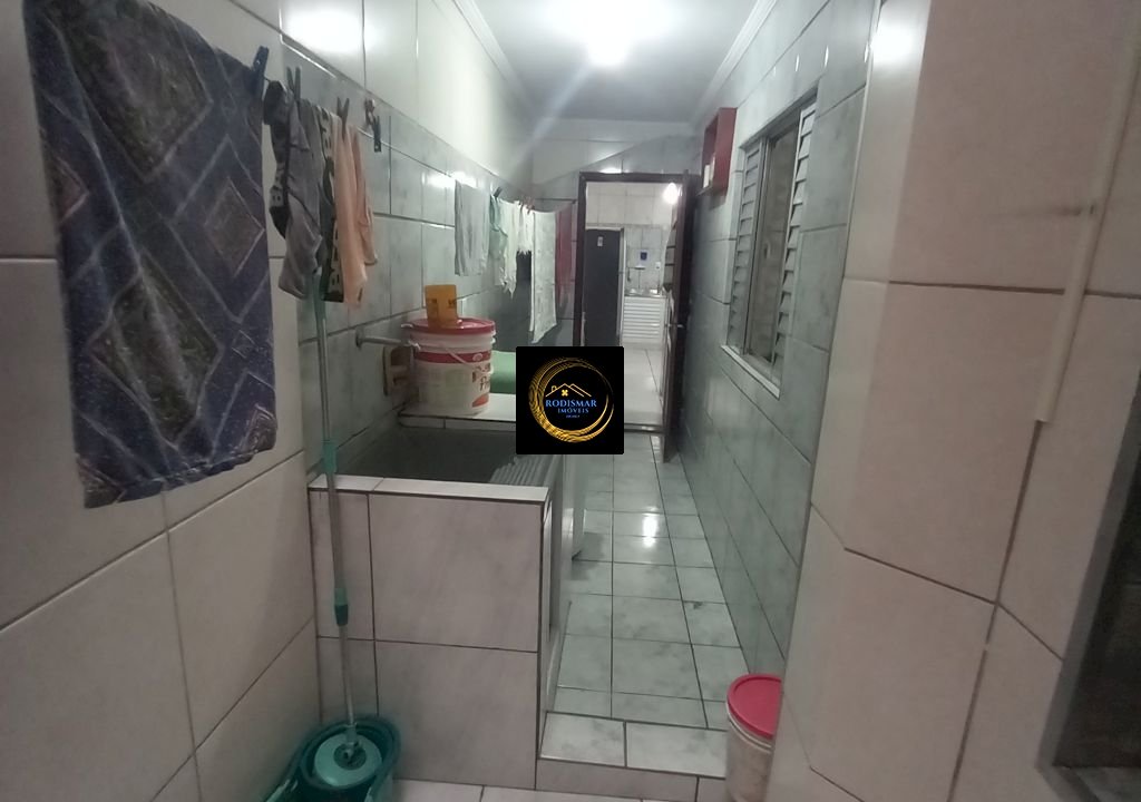 Imagem imóvel Casa em Mongaguá com 4 dormitórios