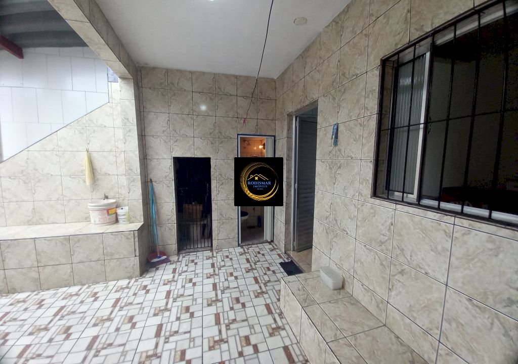 Imagem imóvel Casa em Mongaguá com 4 dormitórios