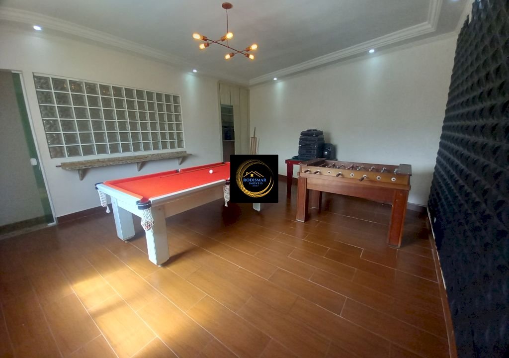 Imagem imóvel Casa em Mongaguá com 8 dormitórios