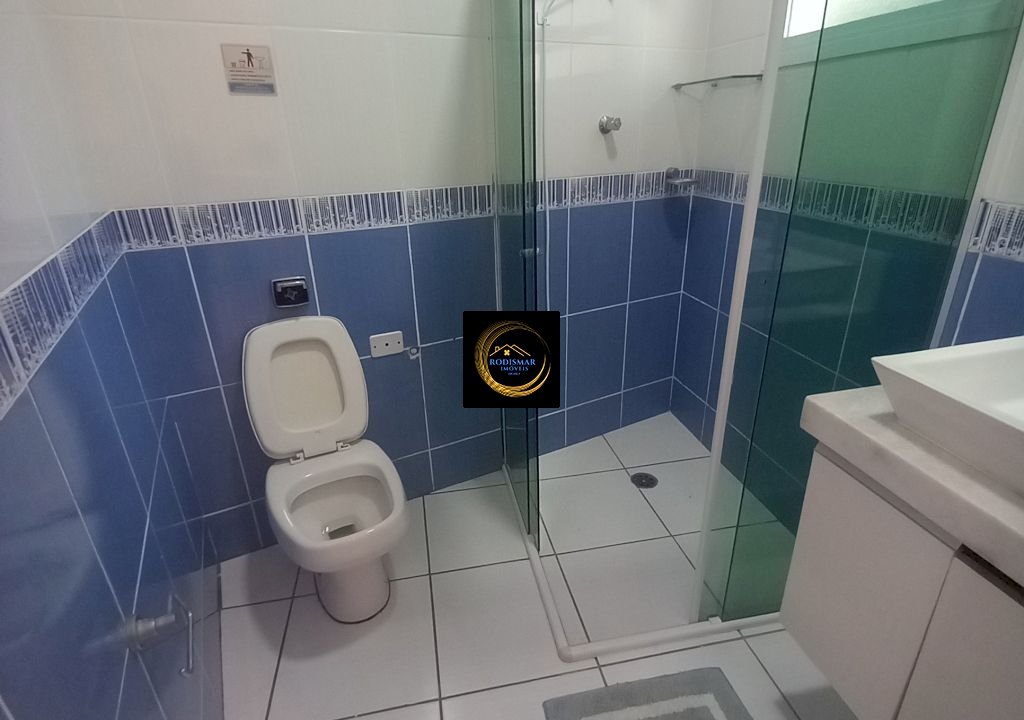 Imagem imóvel Casa em Mongaguá com 8 dormitórios