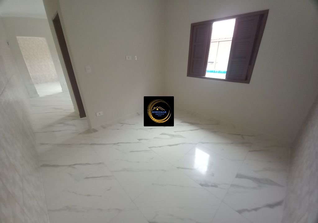 Imagem imóvel Casa em Mongaguá com 4 dormitórios