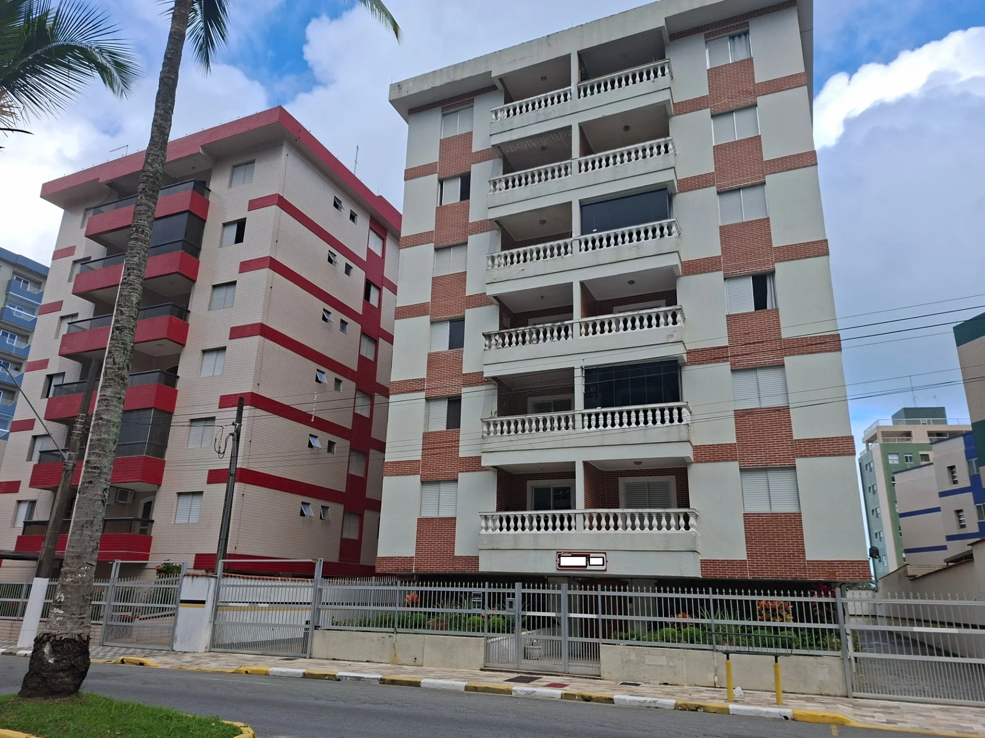 Apartamento com 1 dormitório próximo à praia