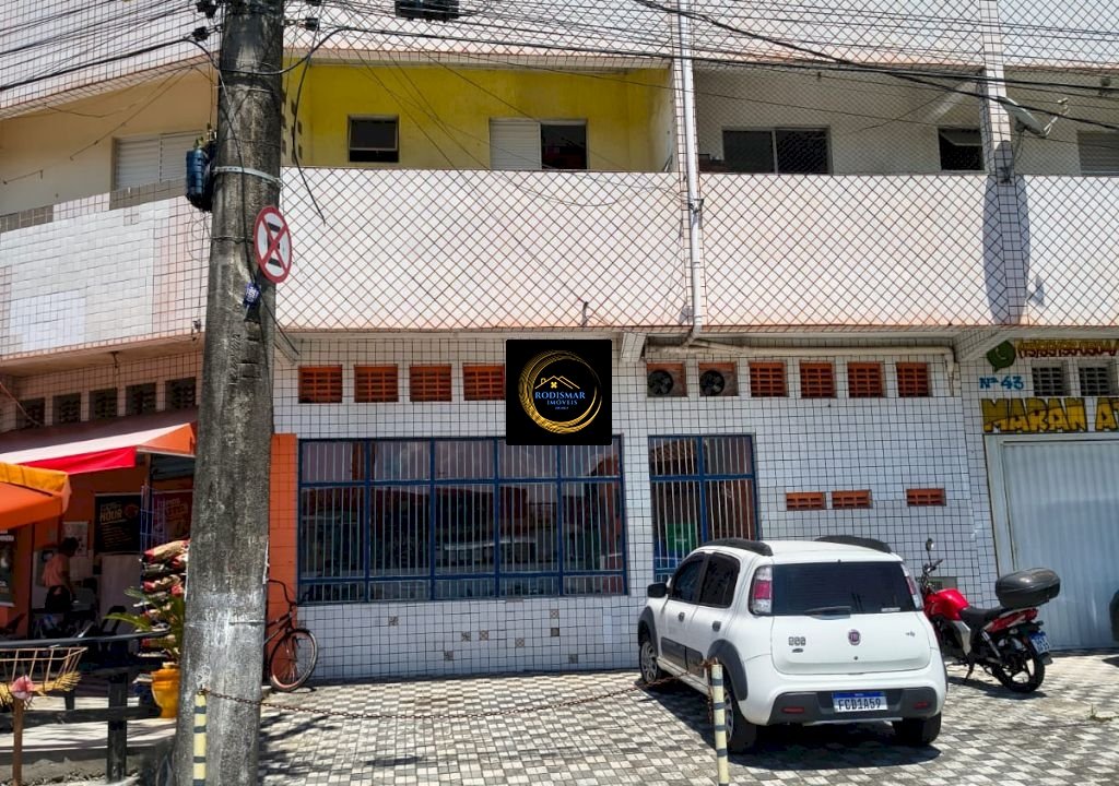 Apartamento em Mongaguá com 2 dormitórios