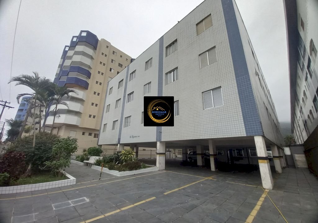 Apartamento em Mongaguá com 1 dormitórios