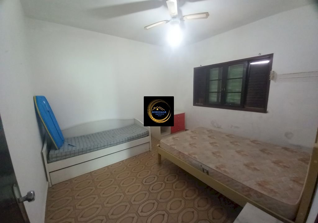 00a40a975798c516c8b058447fc92f7e.jpg