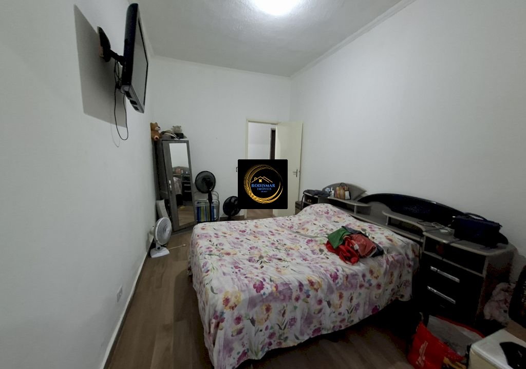 0ef9c66b2c3c919705bc7c7d1c41a565.jpg